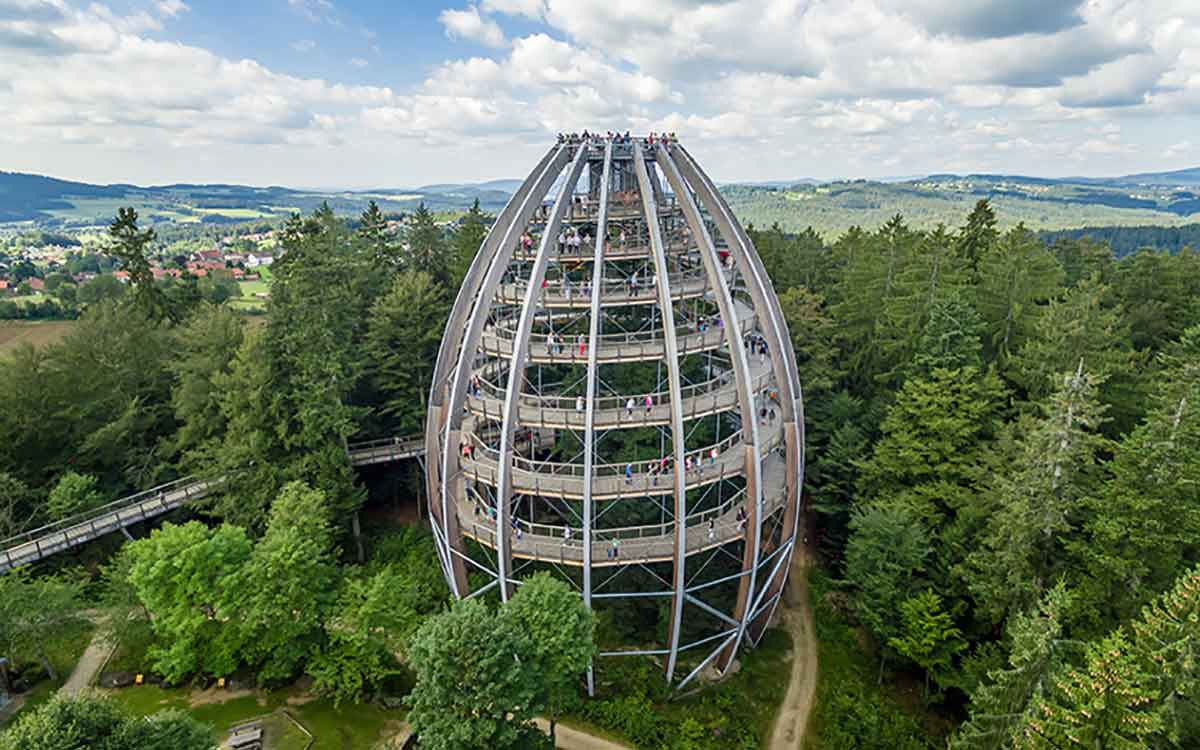 Das Nationalparkzentrum Lusen im Bayerischen Wald, ein Naturparadies für Wanderer und Naturliebhaber, in der Nähe des Wellnesshotels Waldeck.