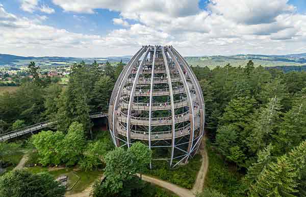 Eiermann Turm – Aussichtsplattform im Bayerischen Wald mit einzigartiger Architektur und atemberaubendem Ausblick.